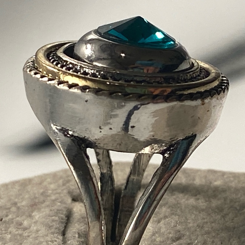 Ginger Snap Size 8 Ring With Snap - image 3